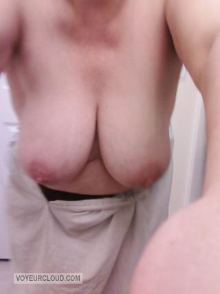 Tit Flash: Room Mate's Big Tits (Selfie) - Special K from United States